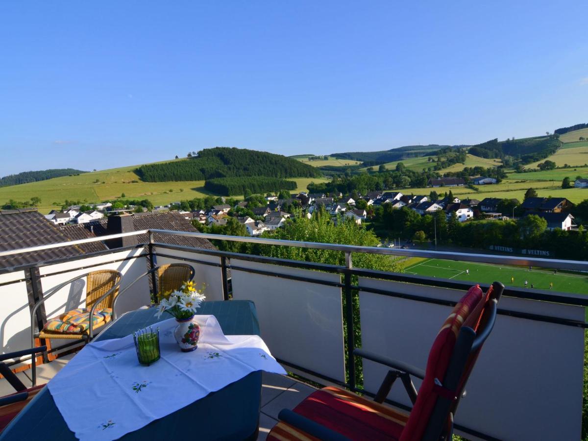 Serene Apartment In Meschede With Balcony Grevenstein Екстер'єр фото